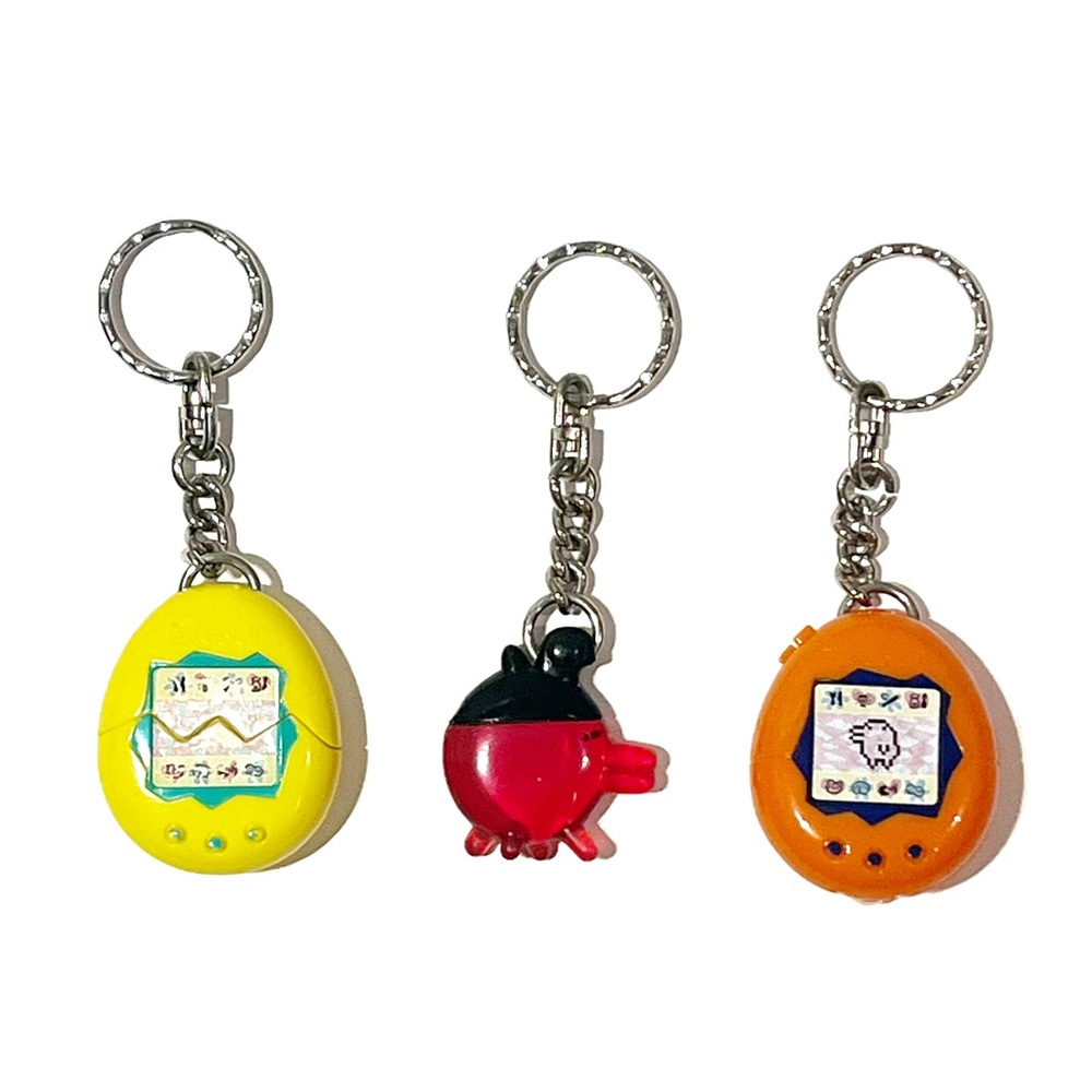 Vintage 1997 Tamagotchi Theme Keychains Toys Bandai Orange Red Yellow Wind Up